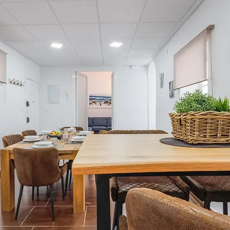 Lägenhet Gran De Ensueno↑calidades 5 Hab 2banos Cádiz