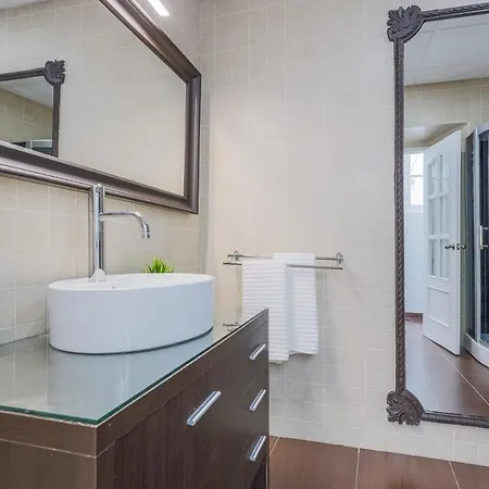 Gran De Ensueno↑calidades 5 Hab 2banos 公寓 加的斯